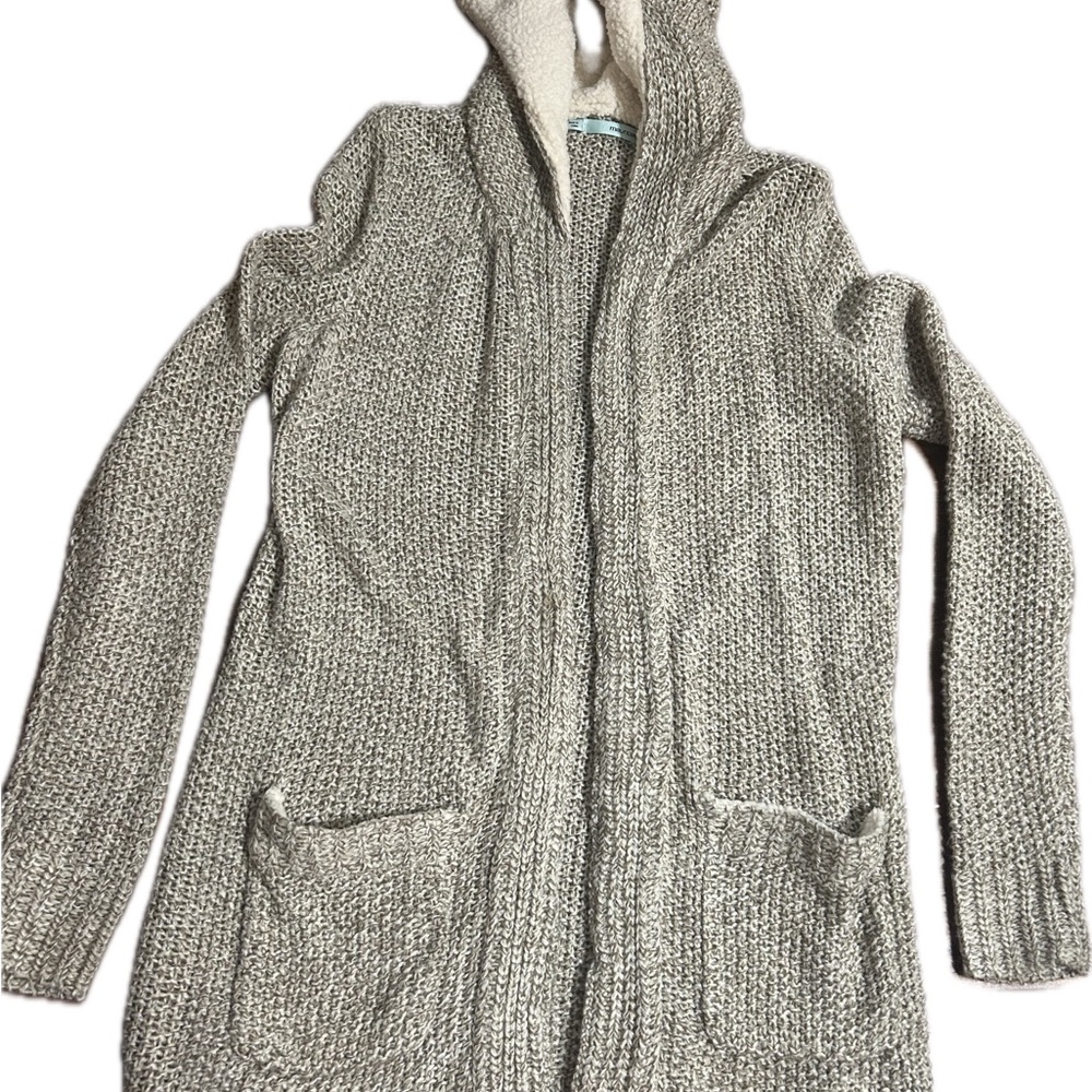 Woman's Maurices neutral colors Hooded loose knit open front Cardigan, medium